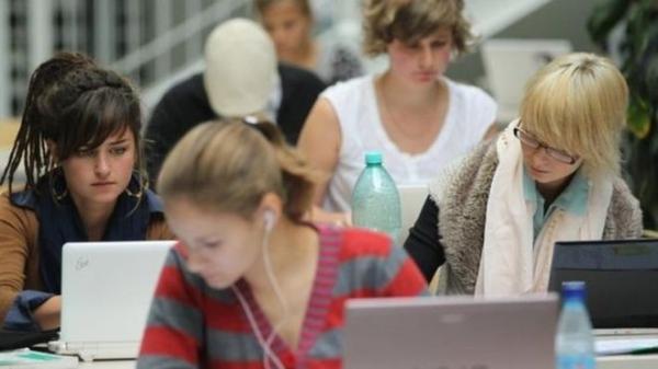 Figures show 25 per cent of university applicants received at least one 'conditional unconditional o