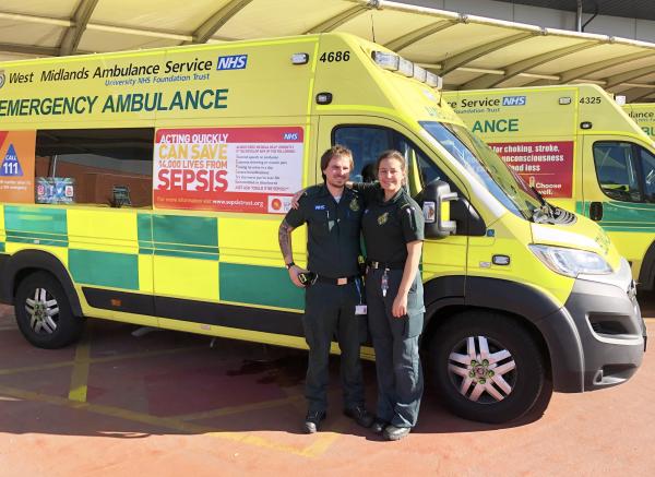 Paramedic Couple Win Rugby School Wedding Competition